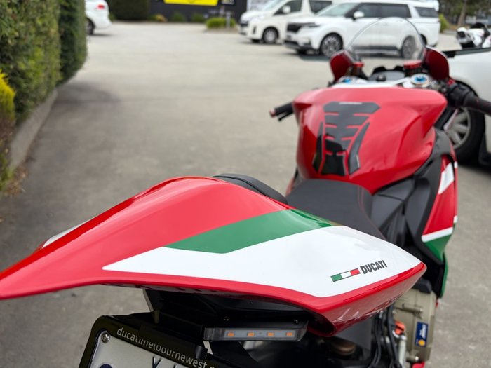 2023 DUCATI PANIGALE V2 BAYLISS 20TH ANNIV RED/WHITE