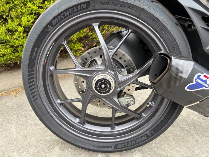 2023 DUCATI PANIGALE V2 BAYLISS 20TH ANNIV RED/WHITE