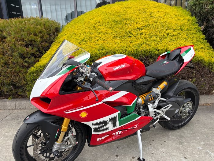 2023 DUCATI PANIGALE V2 BAYLISS 20TH ANNIV RED/WHITE