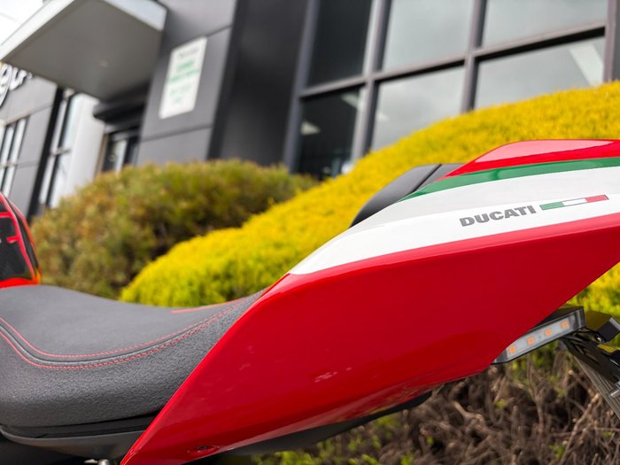 2023 DUCATI PANIGALE V2 BAYLISS 20TH ANNIV RED/WHITE
