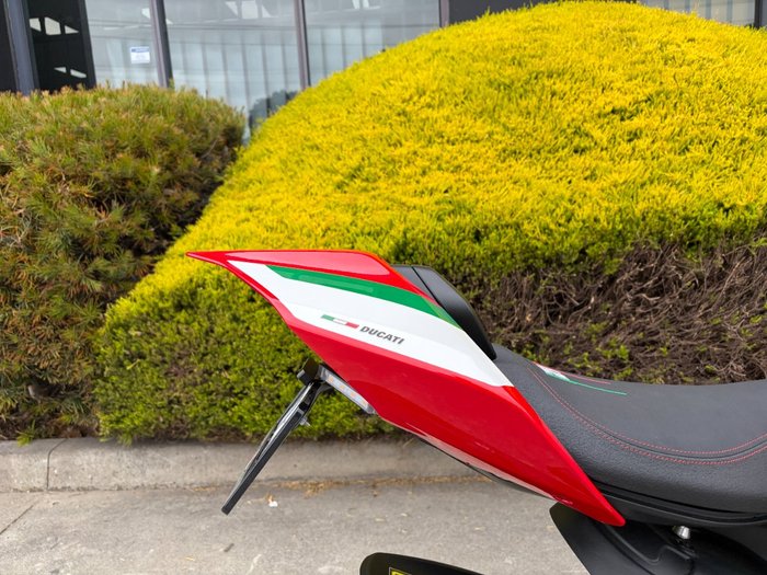 2023 DUCATI PANIGALE V2 BAYLISS 20TH ANNIV RED/WHITE