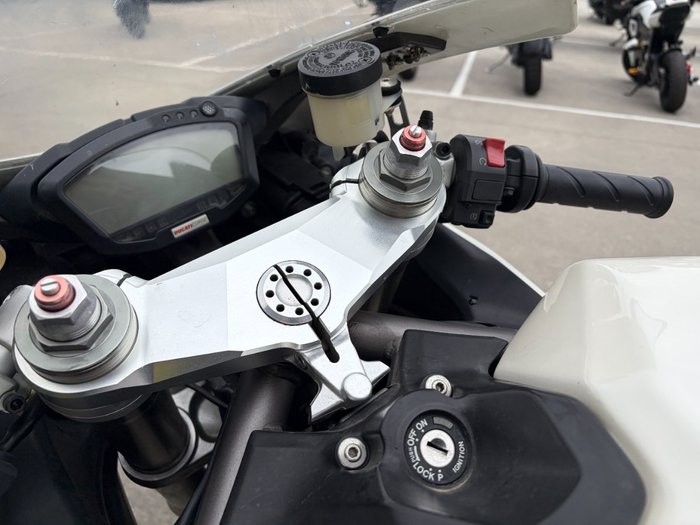 2008 DUCATI 848 White