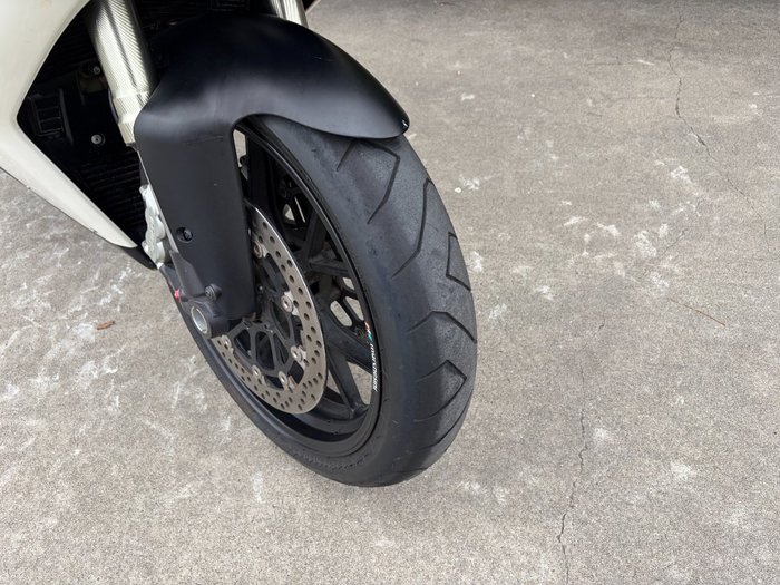 2008 DUCATI 848 White