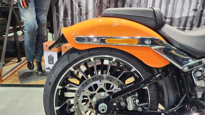 2023 Harley-davidson FXBR BREAKOUT (117) Orange