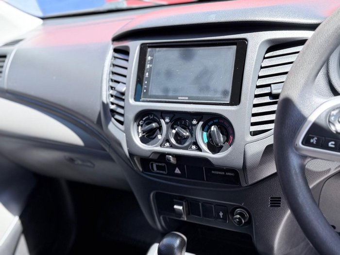 2017 Mitsubishi Triton GLX MQ MY17 4x2 White