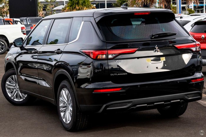 2025 Mitsubishi Outlander ES ZM MY24 Black Diamond