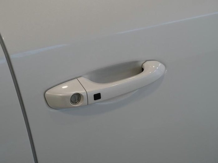 2025 Mahindra XUV3XO AX7L