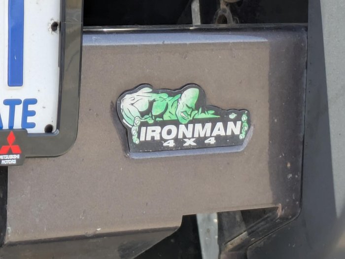 2016 Mitsubishi Pajero GLS