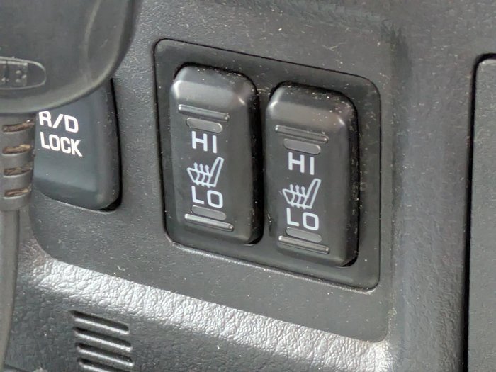 2016 Mitsubishi Pajero GLS