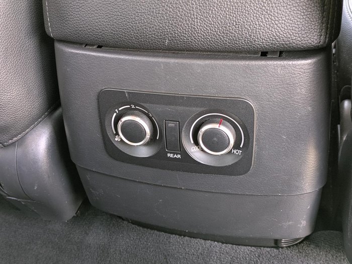 2016 Mitsubishi Pajero GLS