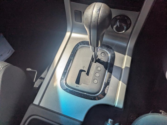 2013 Nissan Navara ST-X 550 D40 Series 5 4X4 Dual Range White