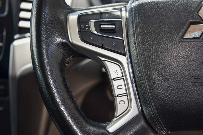 2022 Mitsubishi Triton GLX