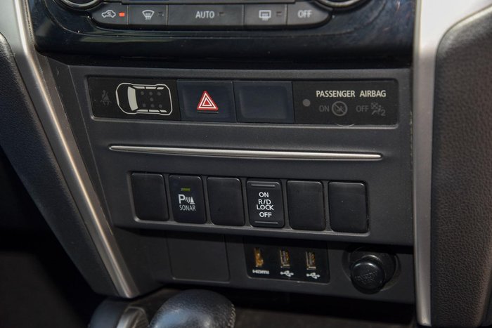 2022 Mitsubishi Triton GLX