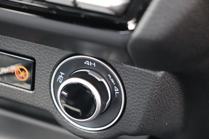 2025 Isuzu D-MAX X-TERRAIN