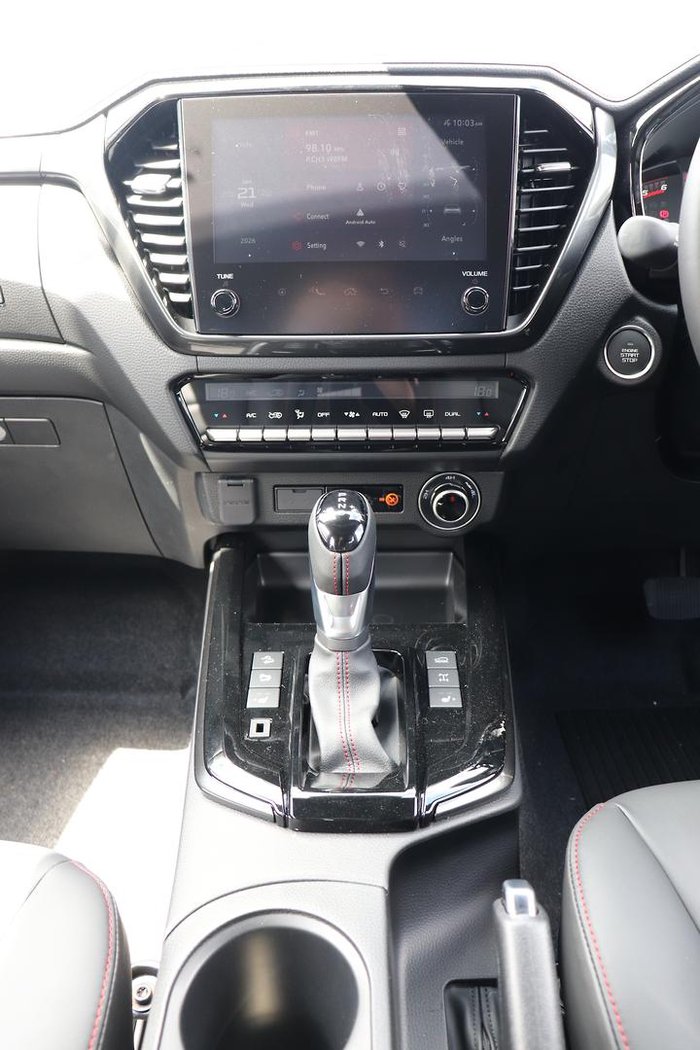 2025 Isuzu D-MAX X-TERRAIN