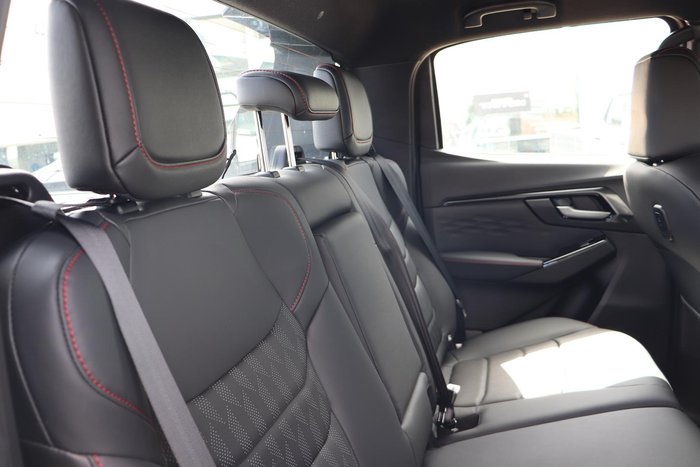 2025 Isuzu D-MAX X-TERRAIN