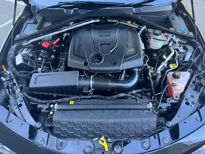 2017 Alfa Romeo Giulia Veloce Black