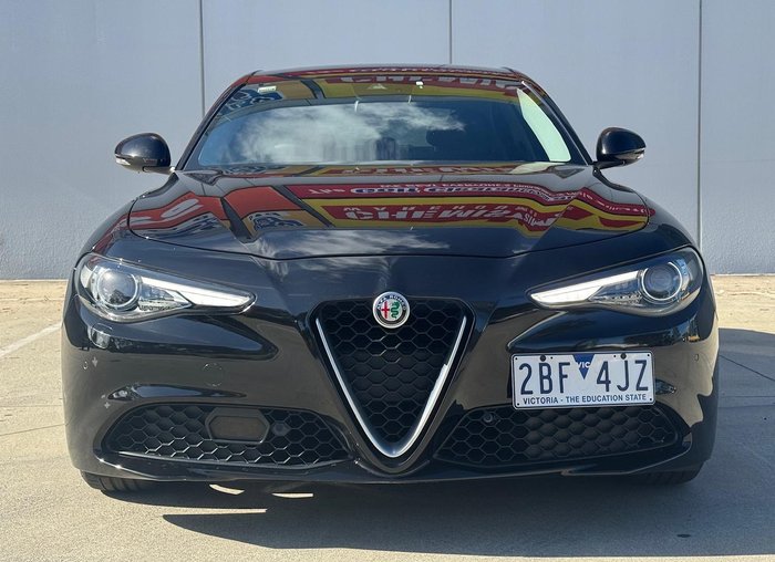 2017 Alfa Romeo Giulia Veloce Black