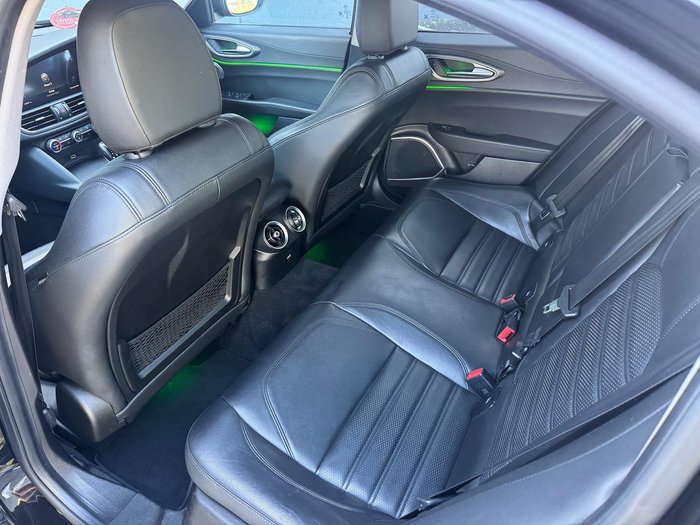 2017 Alfa Romeo Giulia Veloce Black