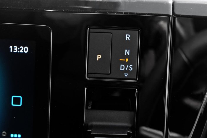 2025 Volkswagen Multivan TDI360 Life