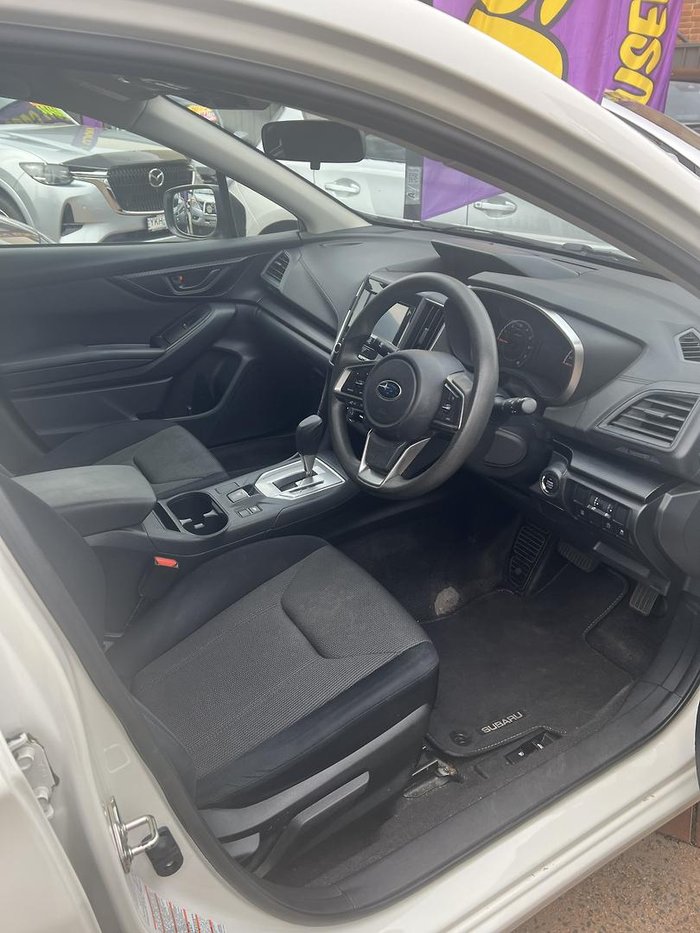 2017 Subaru Impreza 2.0i