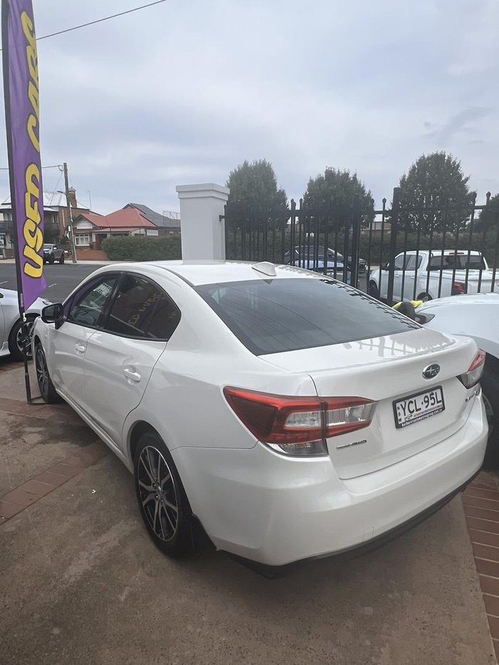 2017 Subaru Impreza 2.0i