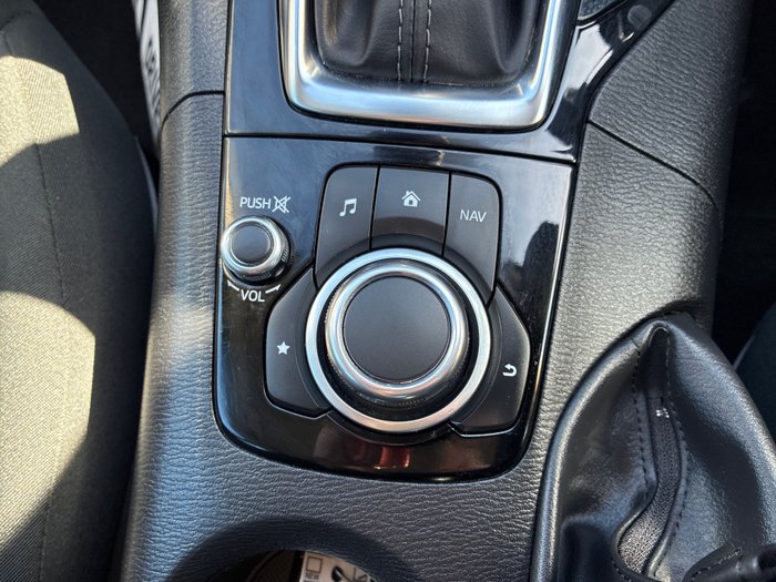 2019 Mazda 3 Neo Sport