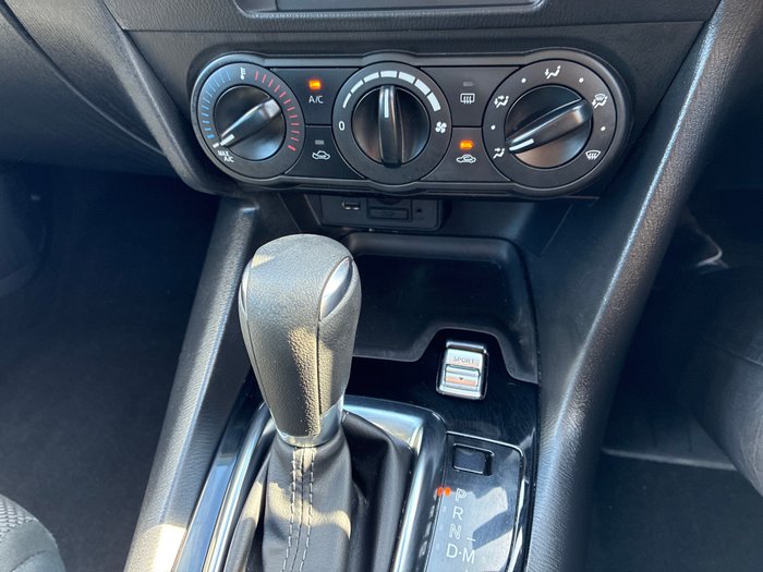 2019 Mazda 3 Neo Sport