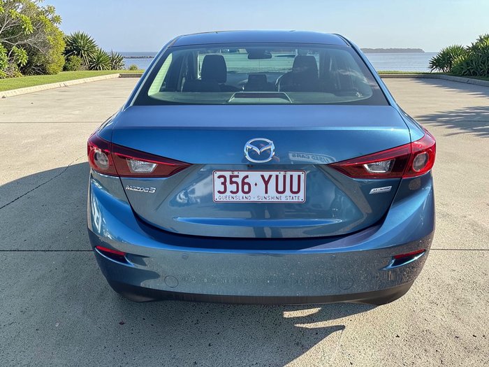 2019 Mazda 3 Neo Sport