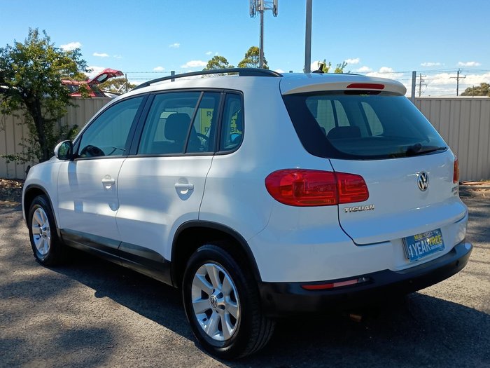 2013 Volkswagen Tiguan 132TSI Pacific 5N MY14 Four Wheel Drive Candy White