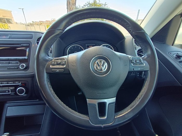 2013 Volkswagen Tiguan 132TSI Pacific 5N MY14 Four Wheel Drive Candy White