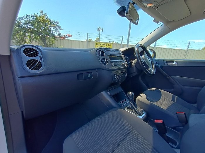 2013 Volkswagen Tiguan 132TSI Pacific 5N MY14 Four Wheel Drive Candy White