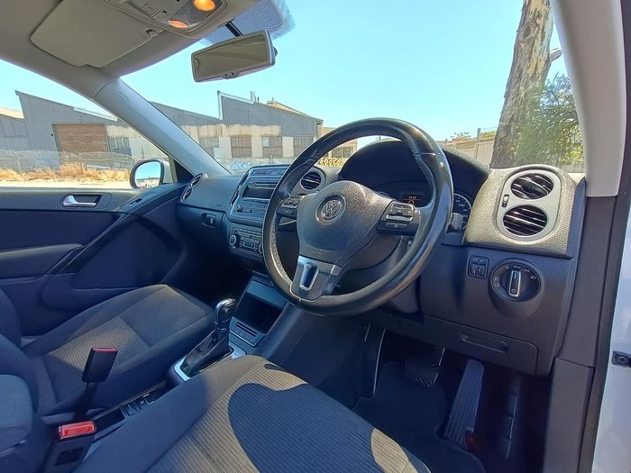 2013 Volkswagen Tiguan 132TSI Pacific 5N MY14 Four Wheel Drive Candy White