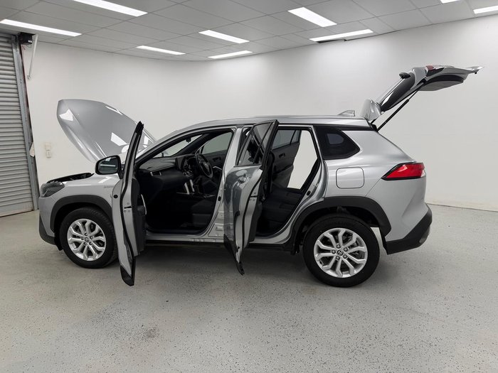 2023 Toyota Corolla Cross GX MXGH10R Stunning Silver
