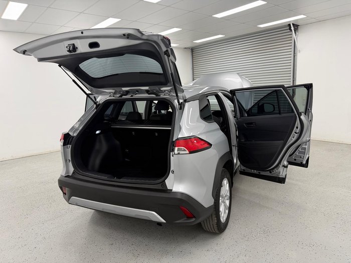 2023 Toyota Corolla Cross GX MXGH10R Stunning Silver