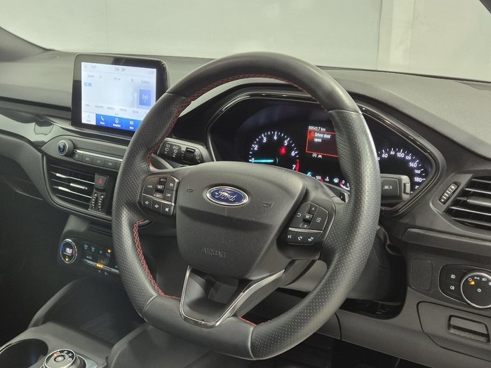 2019 Ford Focus ST-Line