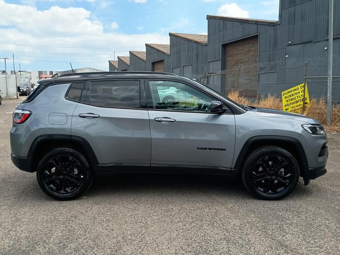 2022 Jeep Compass Night Eagle M6 MY22 Grey Magnesio