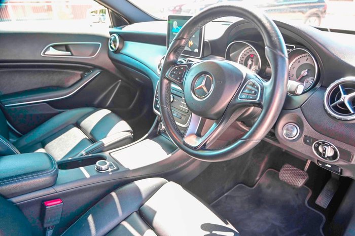 2016 Mercedes-Benz GLA-Class GLA180