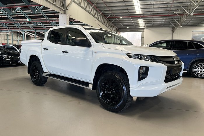 2022 Mitsubishi Triton