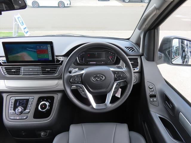 2025 LDV G10