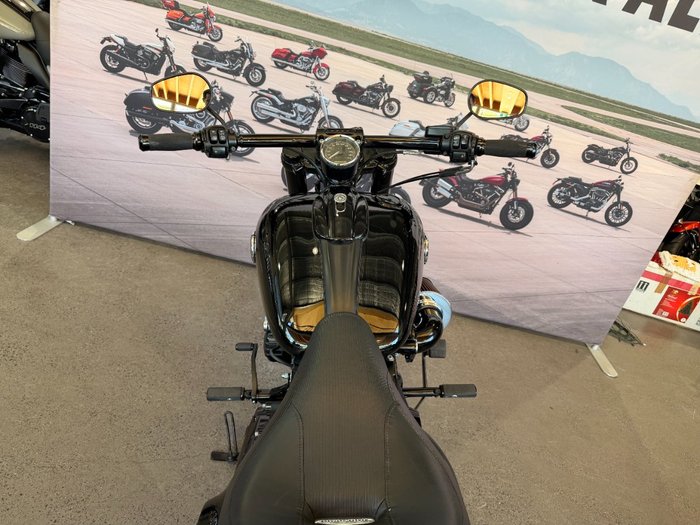 2015 Harley-davidson FXSB SOFTAIL BREAKOUT Black