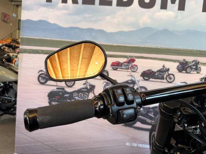 2015 Harley-davidson FXSB SOFTAIL BREAKOUT Black