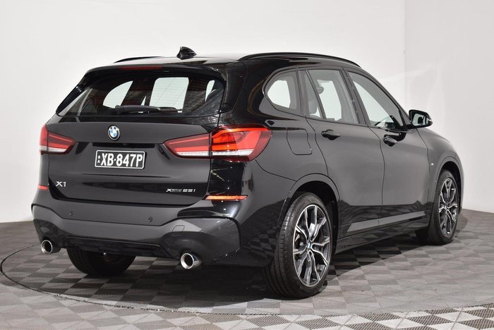 2021 BMW X1 xDrive25i
