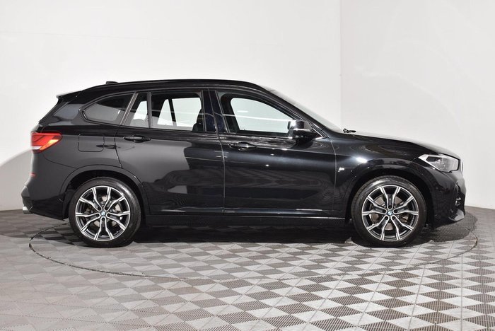 2021 BMW X1 xDrive25i