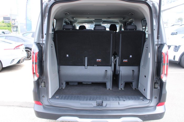 2024 Ford Tourneo Active