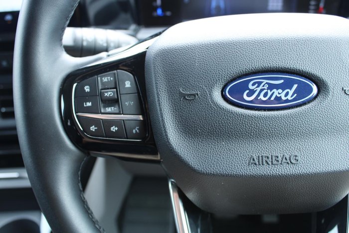 2024 Ford Tourneo Active