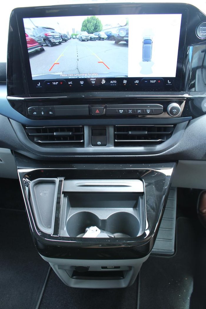 2024 Ford Tourneo Active