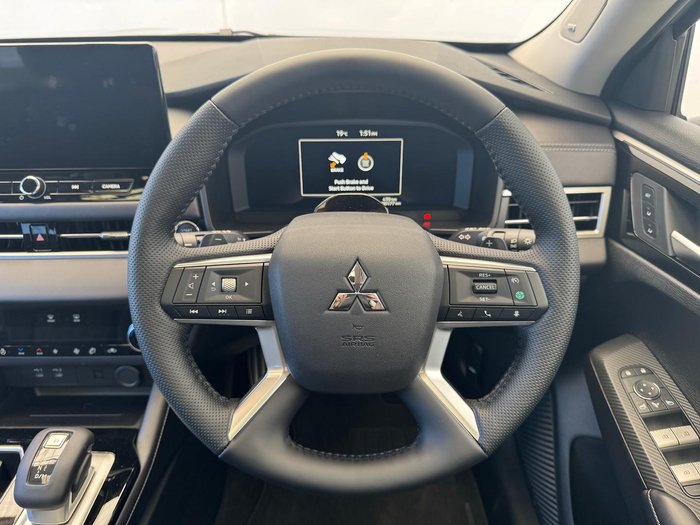 2025 Mitsubishi Outlander Exceed