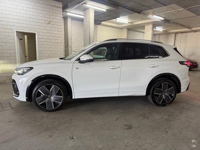 2025 Volkswagen Tiguan 195TSI R-Line