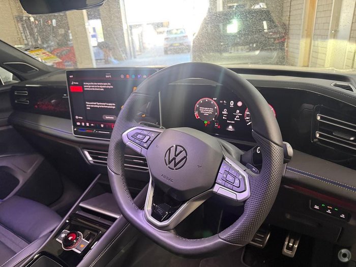 2025 Volkswagen Tiguan 195TSI R-Line